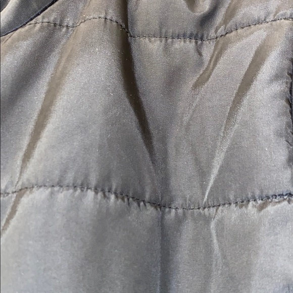 black jacket - Picture 3 of 4